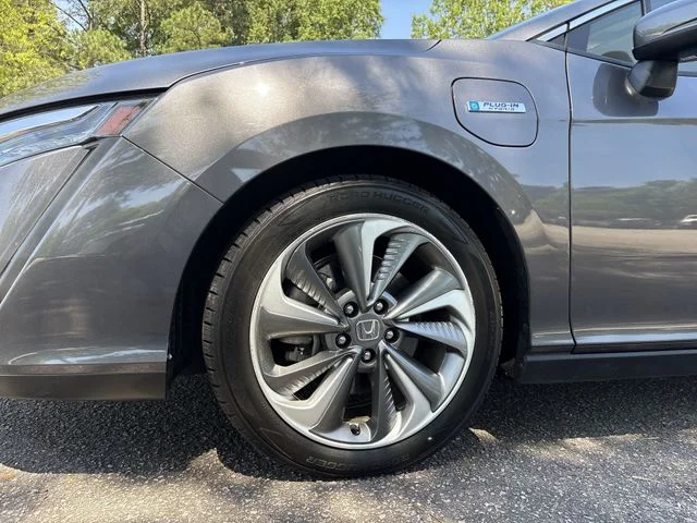 Used 2018  Honda Base image 10