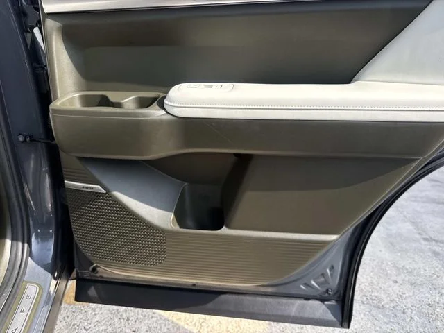 Used 2025 Gray Hyundai Calligraphy image 22