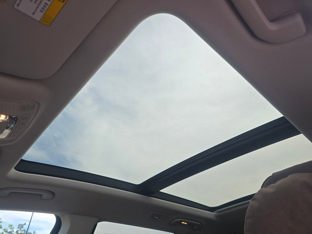 New 2026 Selenite Grey Metallic Mercedes-Benz GLS 450 image 43