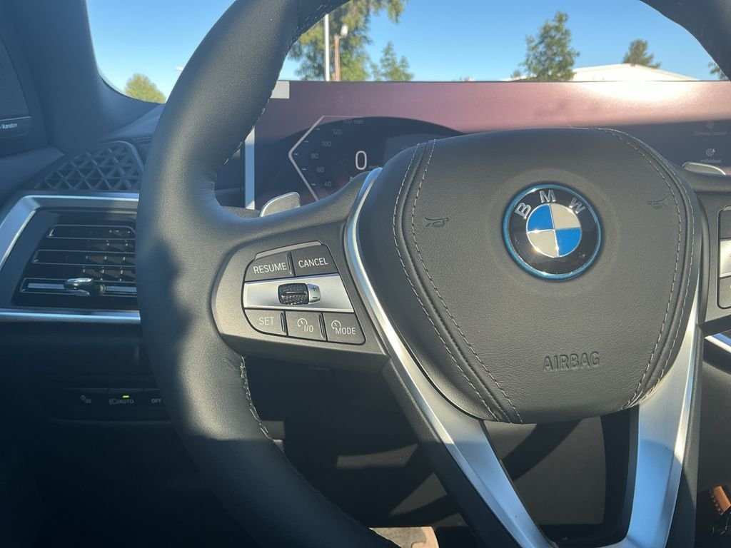 New 2026 White BMW xDrive50e image 19