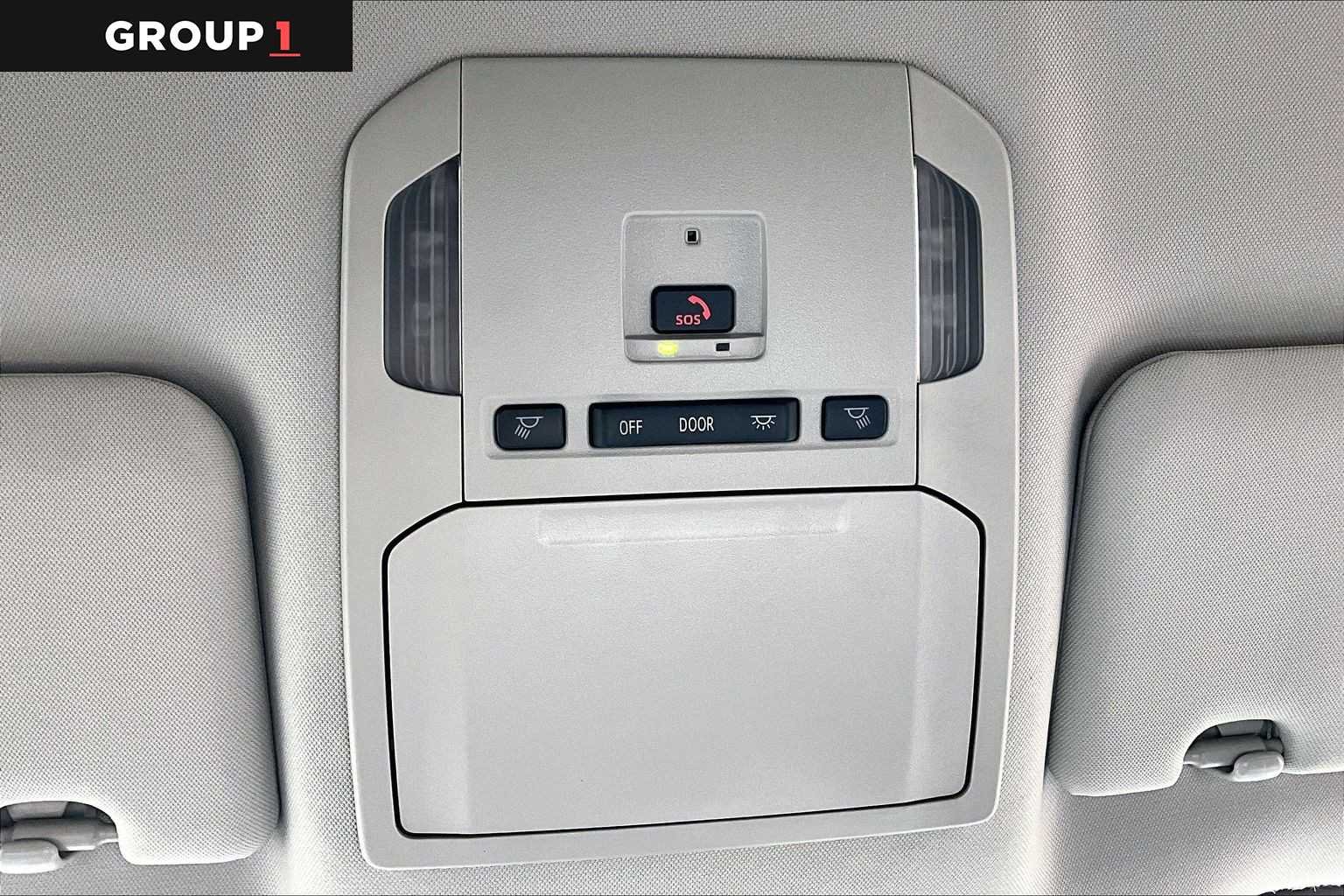 2025 Toyota Highlander LE - Photo 34