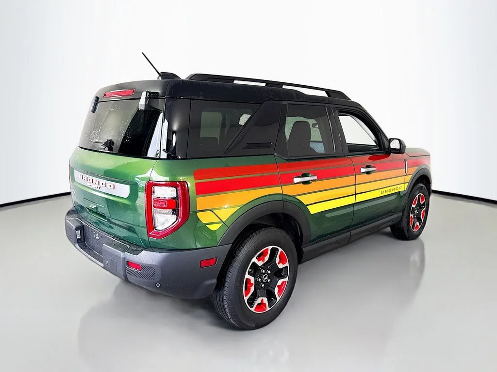 Certified Used 2025 Eruption Green Metallic Ford Free Wheeling image 14