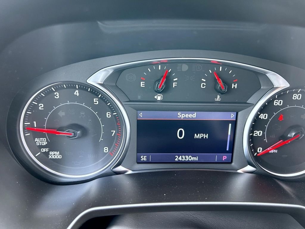 Used 2025 Gray Chevrolet LT image 15