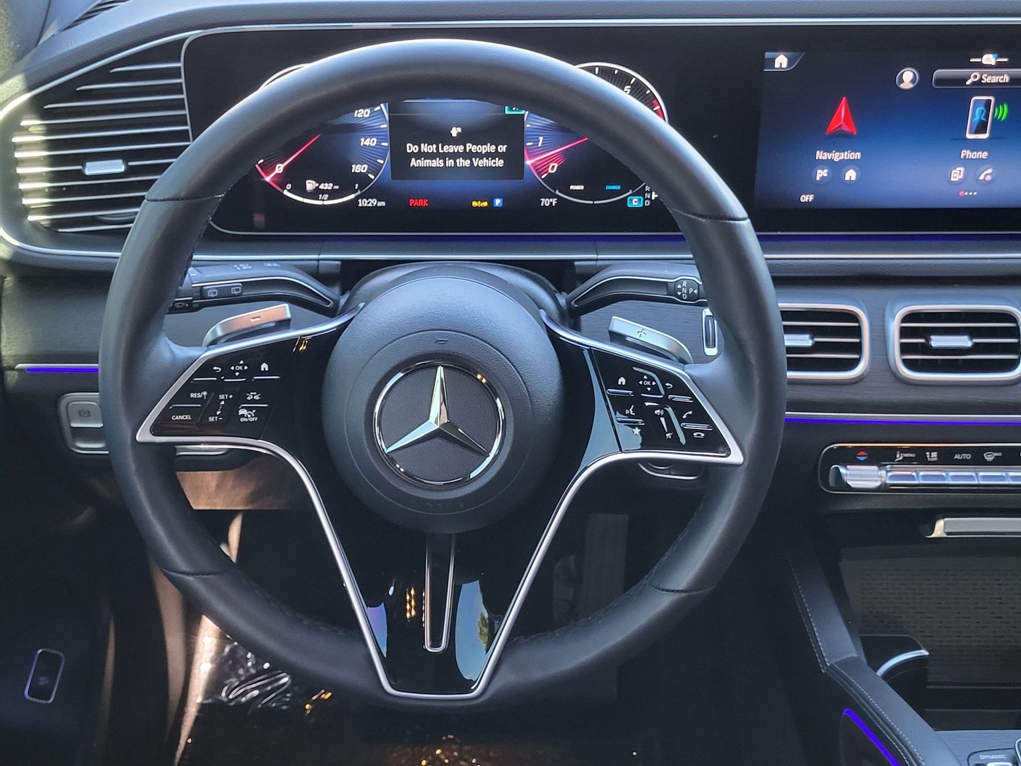Certified Used 2025 Obsidian Black Metallic Mercedes-Benz GLE450 4MATIC® image 36