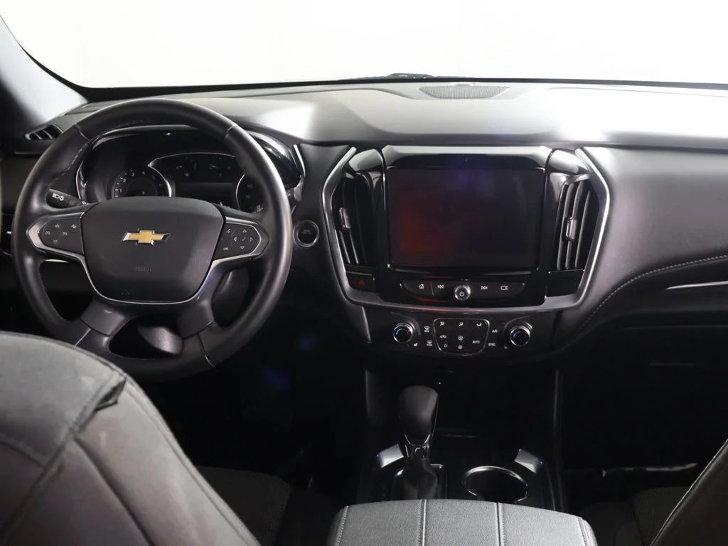 Used 2023 Gray Chevrolet LT image 33