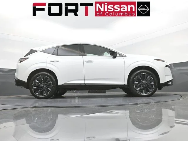 New 2026 White Nissan Platinum image 41