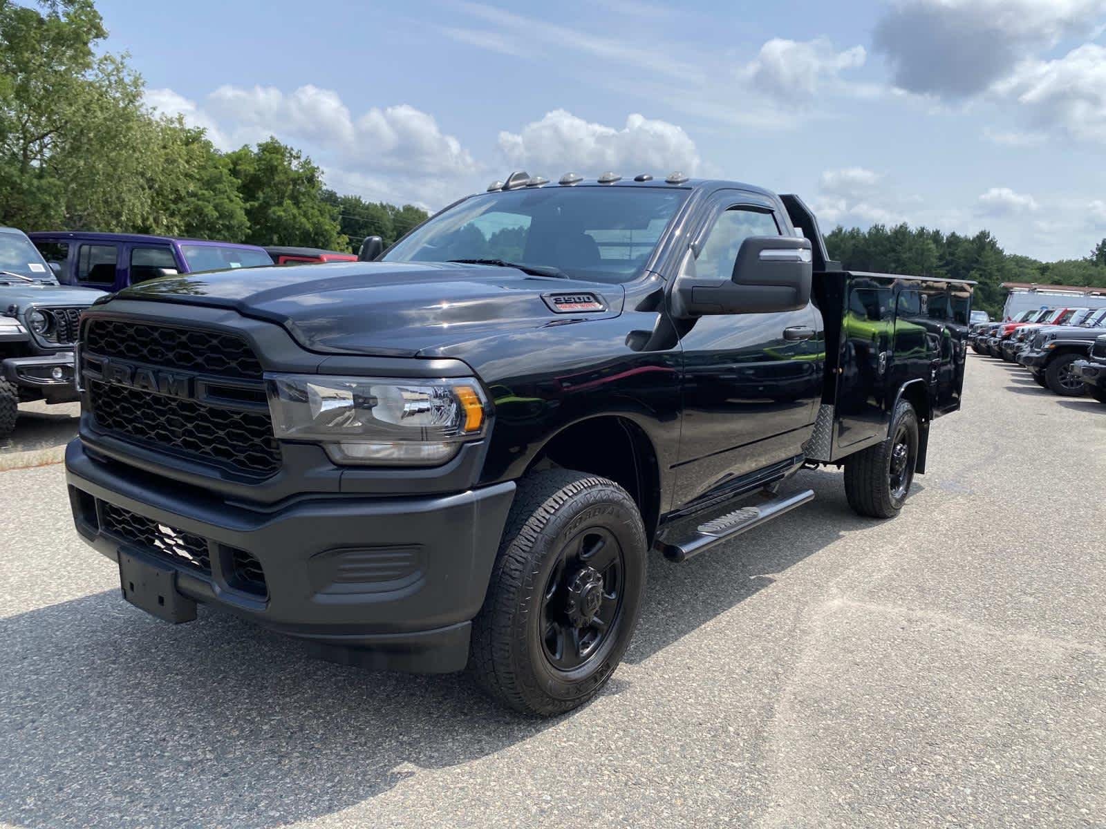 Used 2024 Diamond Black Crystal Pearlcoat Ram Tradesman image 9