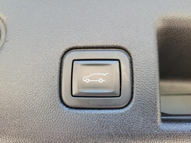 Used 2020 Brown Chevrolet LT image 9