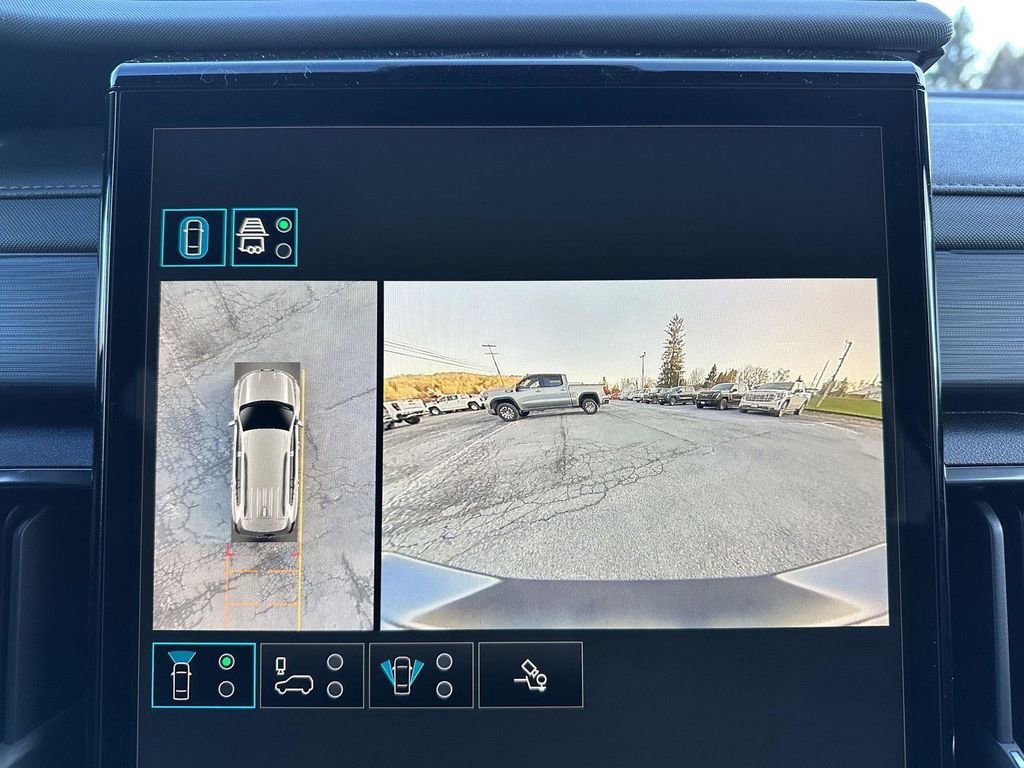 2026 GMC Acadia AT4 - Photo 26