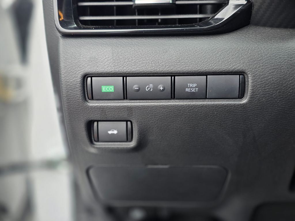 2025 Nissan Sentra SV - Photo 34