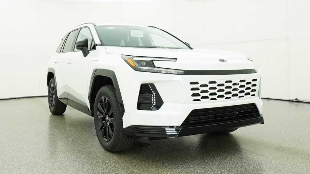 New 2026 Ice Cap Toyota SE image 3