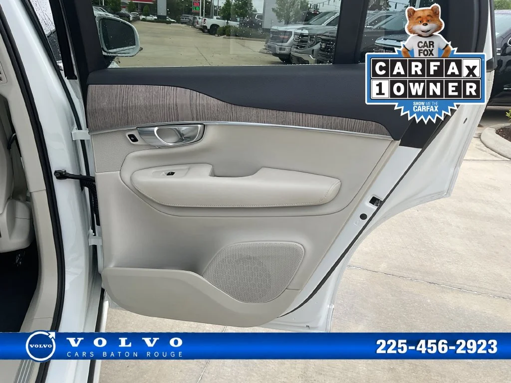 Used 2024 White Volvo B6 Core image 20