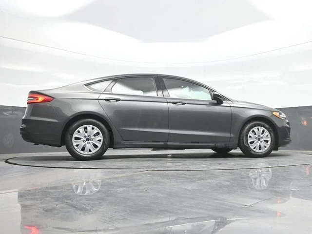 Used 2020 Gray Ford S image 25