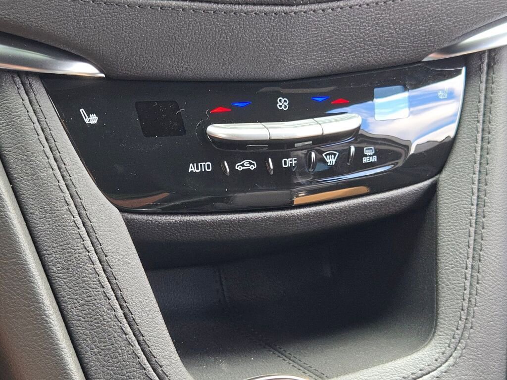 2025 Cadillac XT5 Luxury - Photo 26