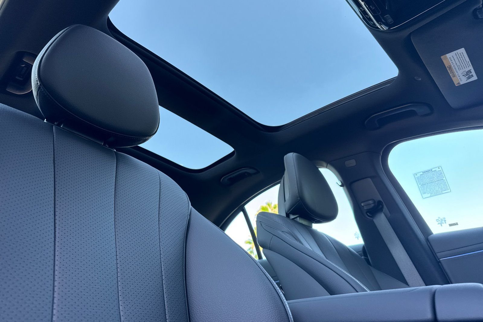 New 2026 Graphite Grey Metallic Mercedes-Benz E 350 image 33