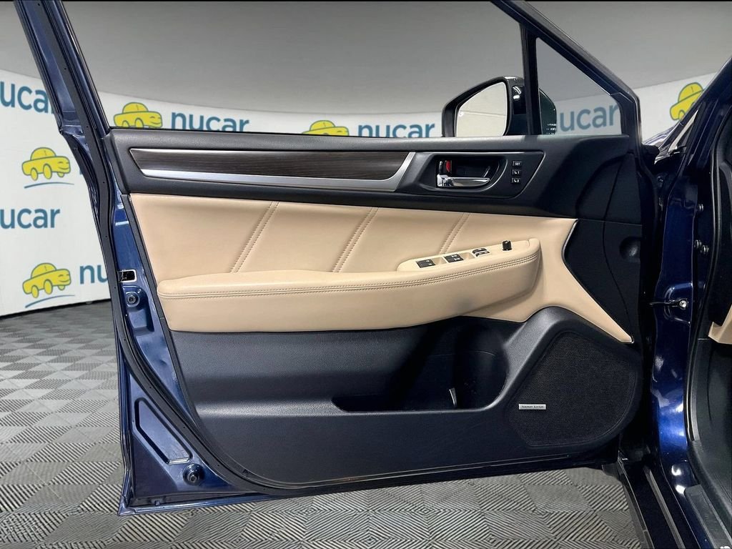 Used 2018 Blue Subaru 2.5i image 9