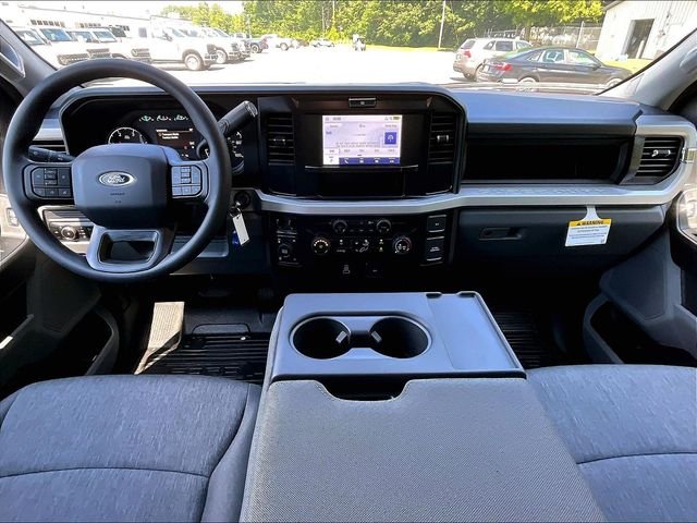 2026 Ford F-350SD — photo 6