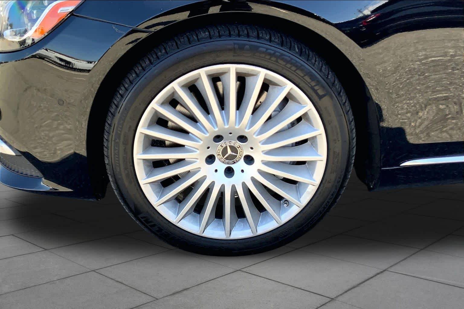 Used 2019 BLACK Mercedes-Benz S 560 image 11