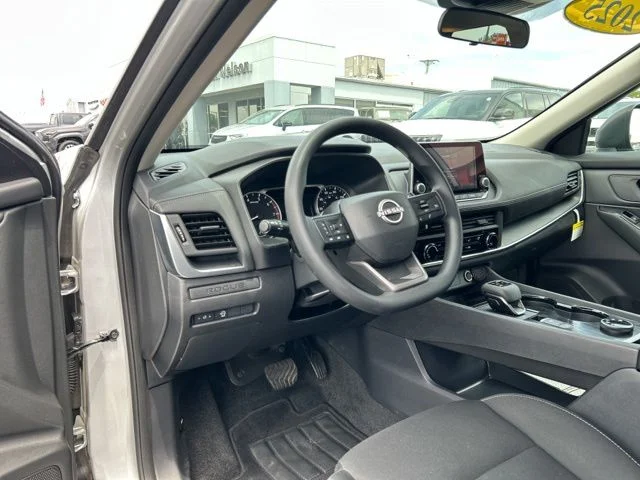 Certified Used 2025 Silver Nissan S image 75