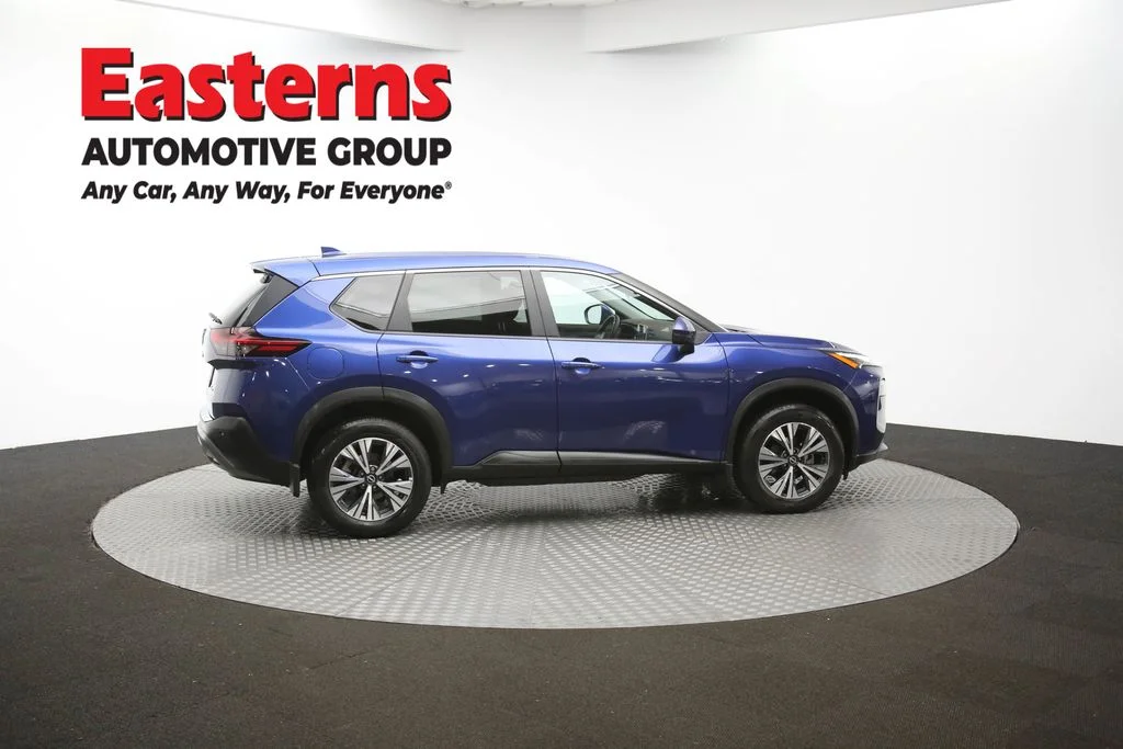 Used 2022 Blue Nissan SV image 42