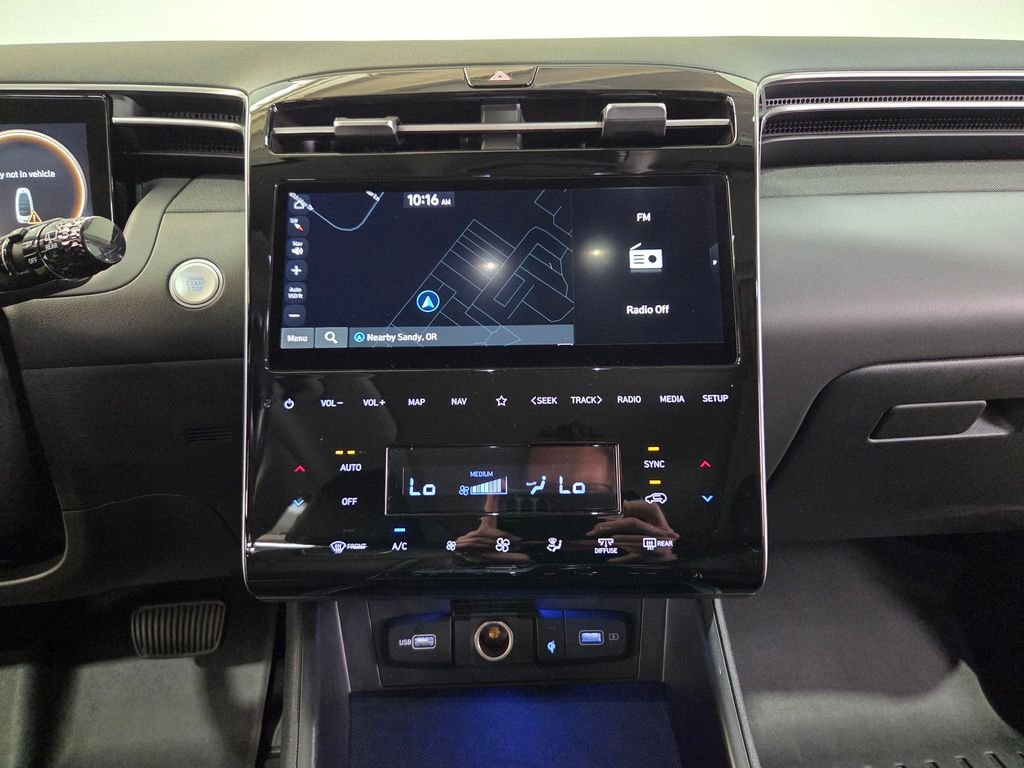 Used 2022 Phantom Black Hyundai Limited image 25