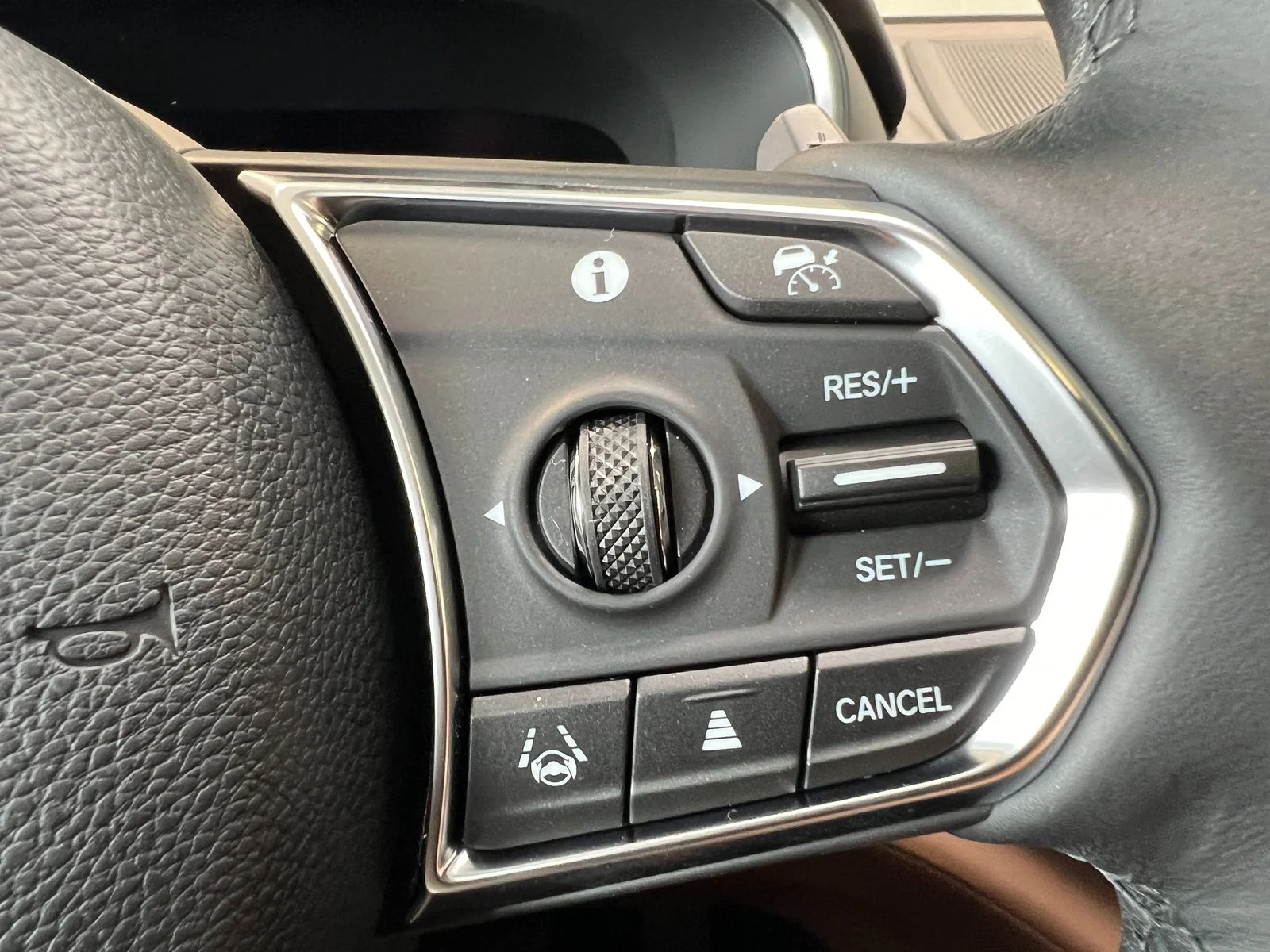 New 2026 Majestic Black Pearl Acura w/Technology Package image 23