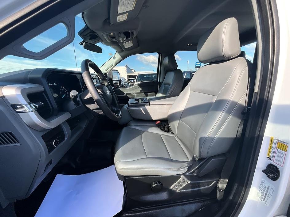 Used 2023 White Ford XL image 15