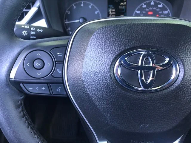 Used 2024 Ice Toyota SE image 26