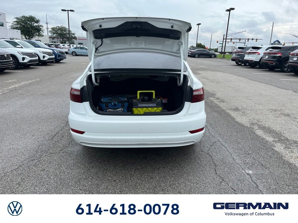 Used 2021 White Volkswagen 1.4T S image 13