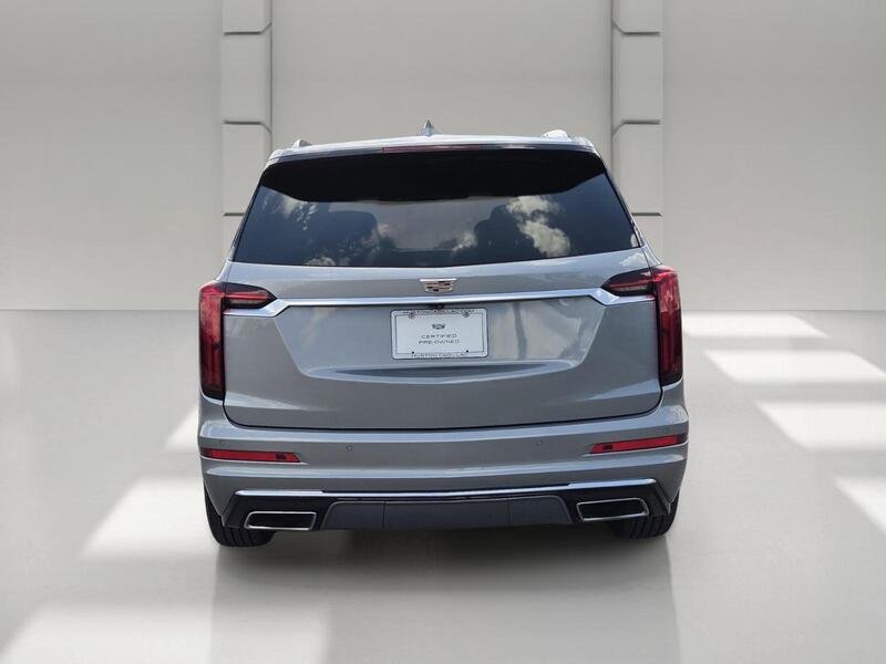 Used 2025 Silver Metallic CADILLAC FWD 4DR LUXURY image 4