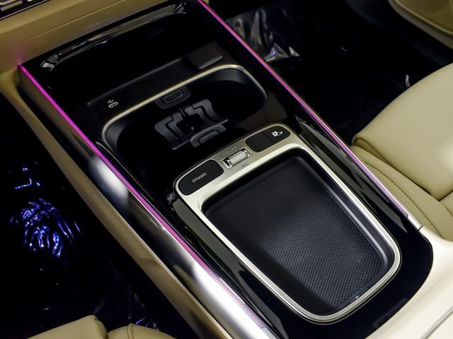 New 2026 Polar White Mercedes-Benz GLA 250 image 26