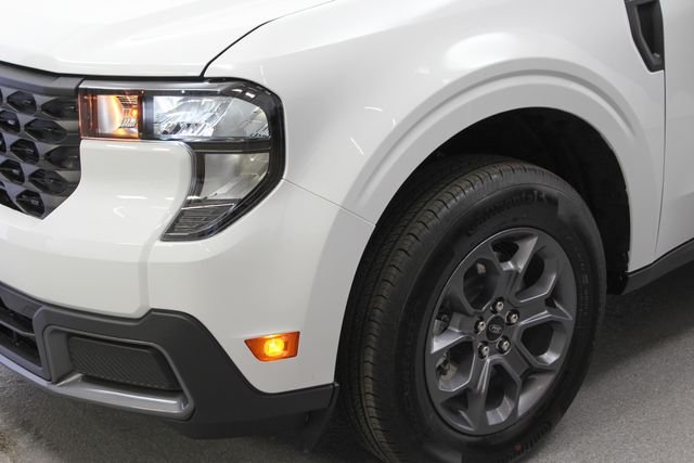 New 2026 Oxford White Ford XLT image 4
