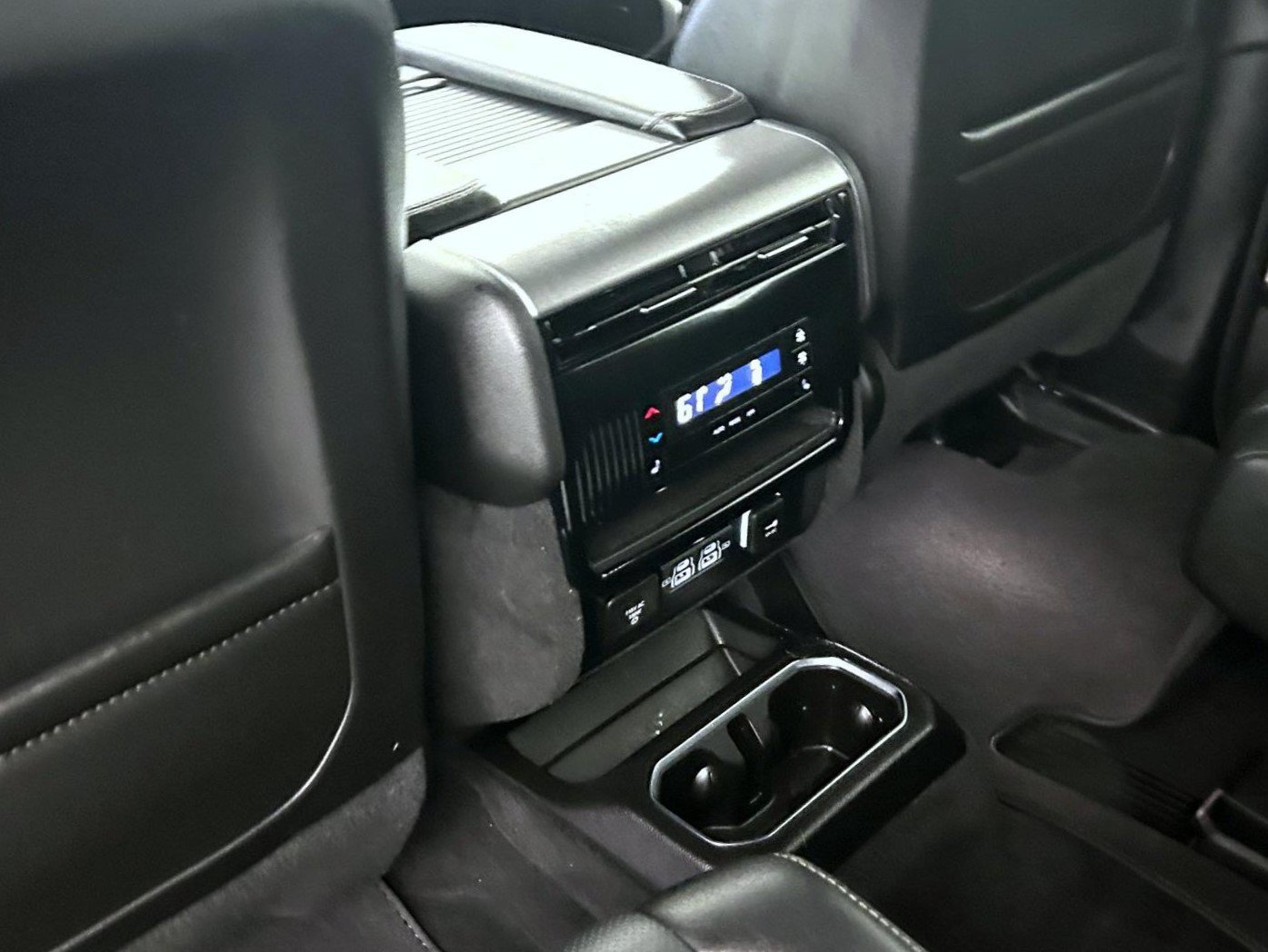 Used 2025 White Jeep Series II image 23