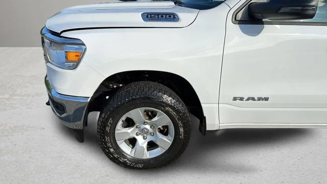 Used 2024 White Ram Big Horn/Lone Star image 33