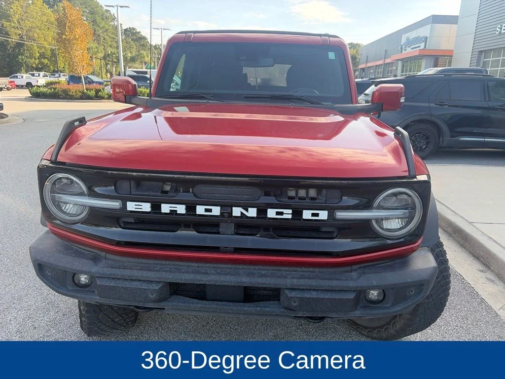 Used 2022 Hot Pepper Red Metallic Tinted Clearcoat Ford Outer Banks image 3
