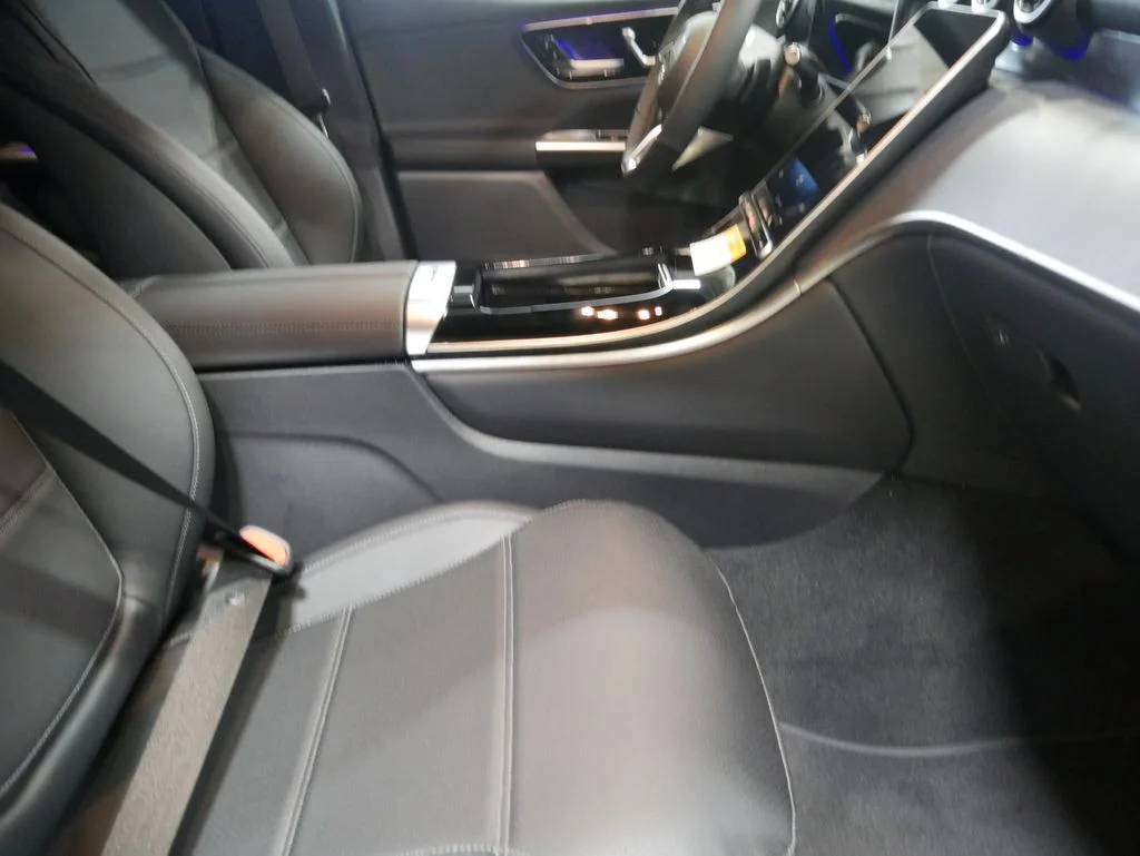 New 2026 Black Mercedes-Benz GLC 300 image 72