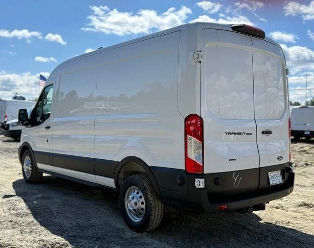 2026 Ford Transit Van Base - Photo 10