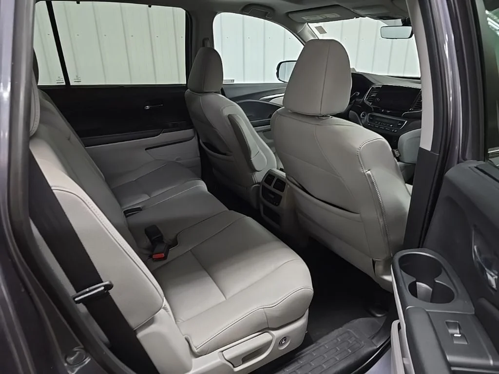 Used 2022 Gray Honda EX-L image 18