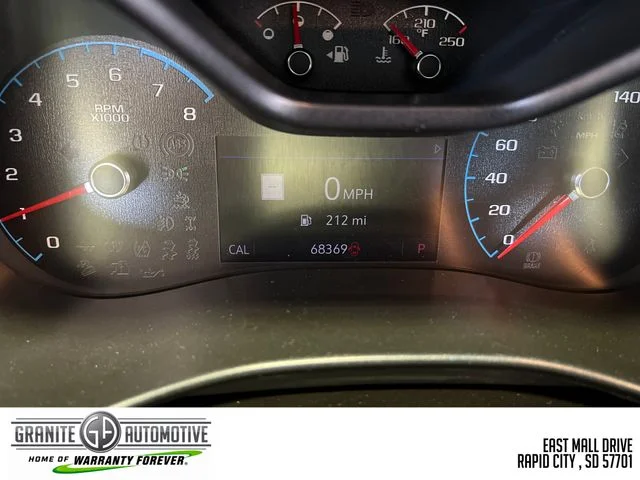 Used 2020 White GMC Denali image 11