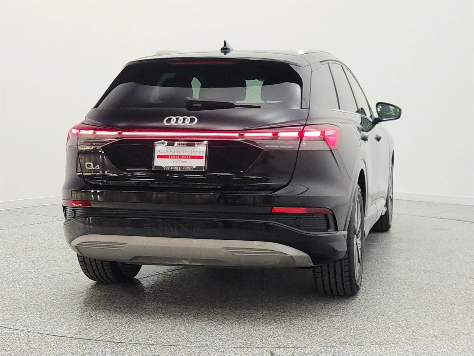 Used 2023 Mythos Black Metallic Audi Premium Plus 40 RWD image 6