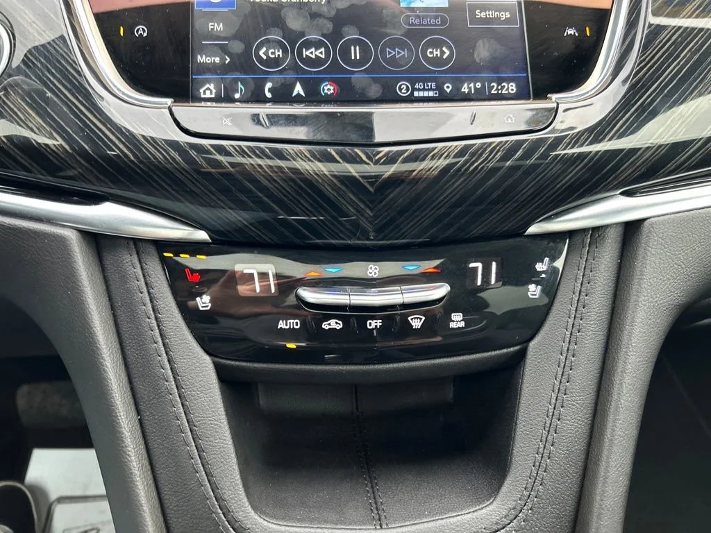 2024 Cadillac XT6 Premium Luxury - Photo 32