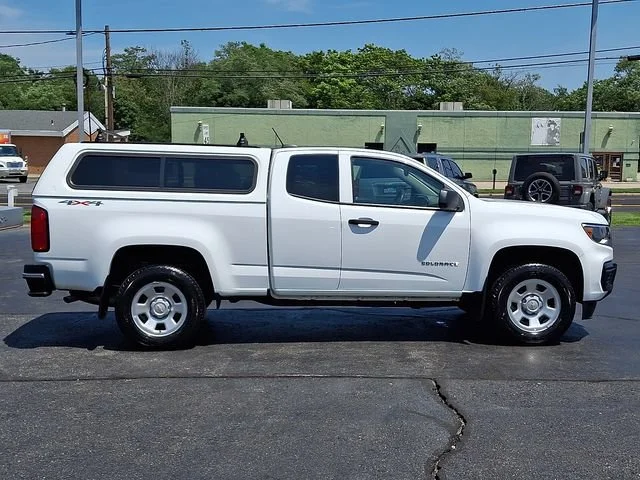 Used 2022 Summit White Chevrolet WT image 8
