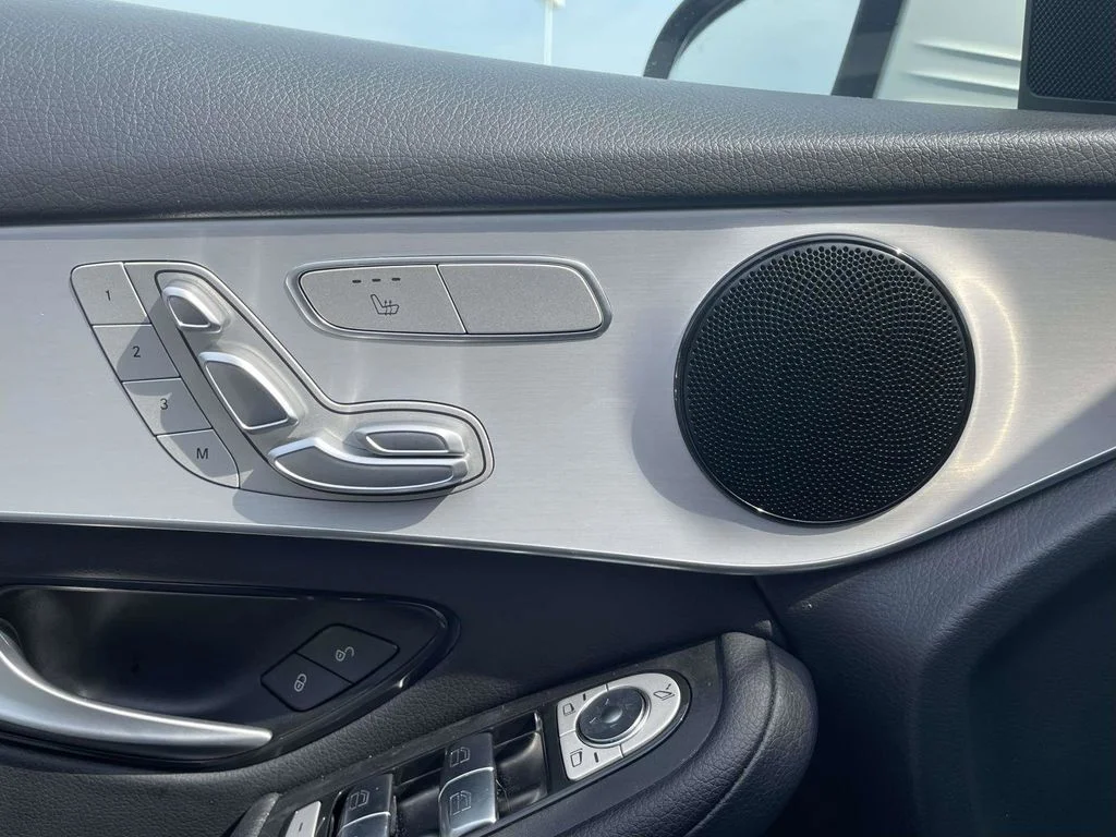 2022 Mercedes-Benz GLC GLC300 - Photo 26