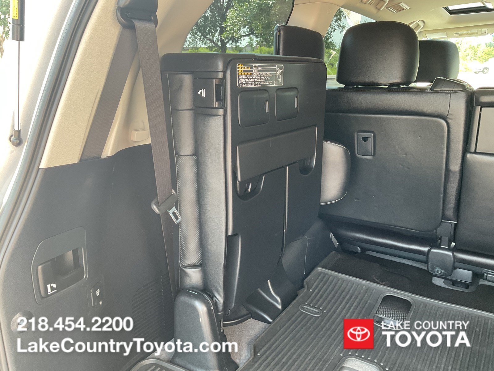 Used 2014 Silver Toyota Base image 13