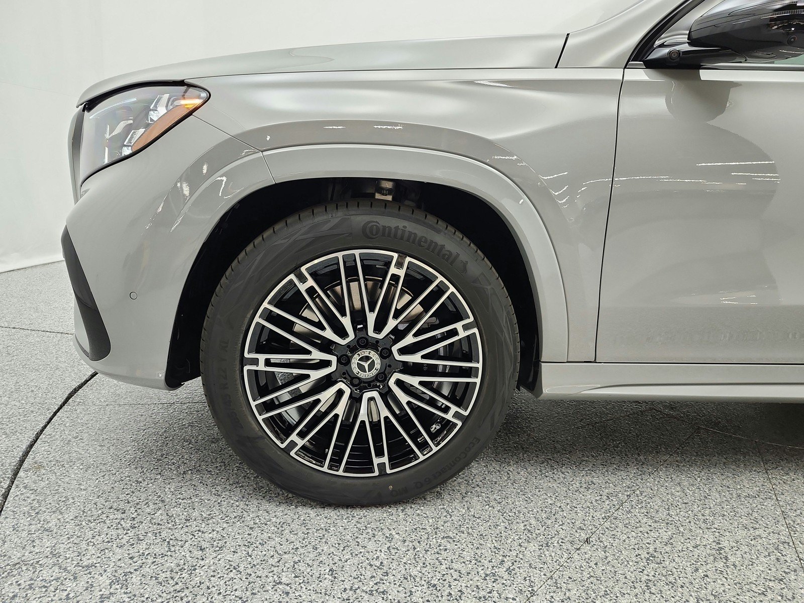 New 2027 MANUFAKTUR Alpine Grey Mercedes-Benz GLS 450 4MATIC® SUV image 15
