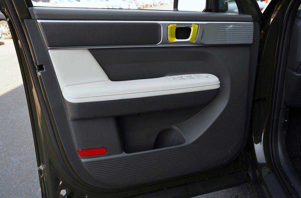 2025 Hyundai Santa Fe SEL - Photo 9