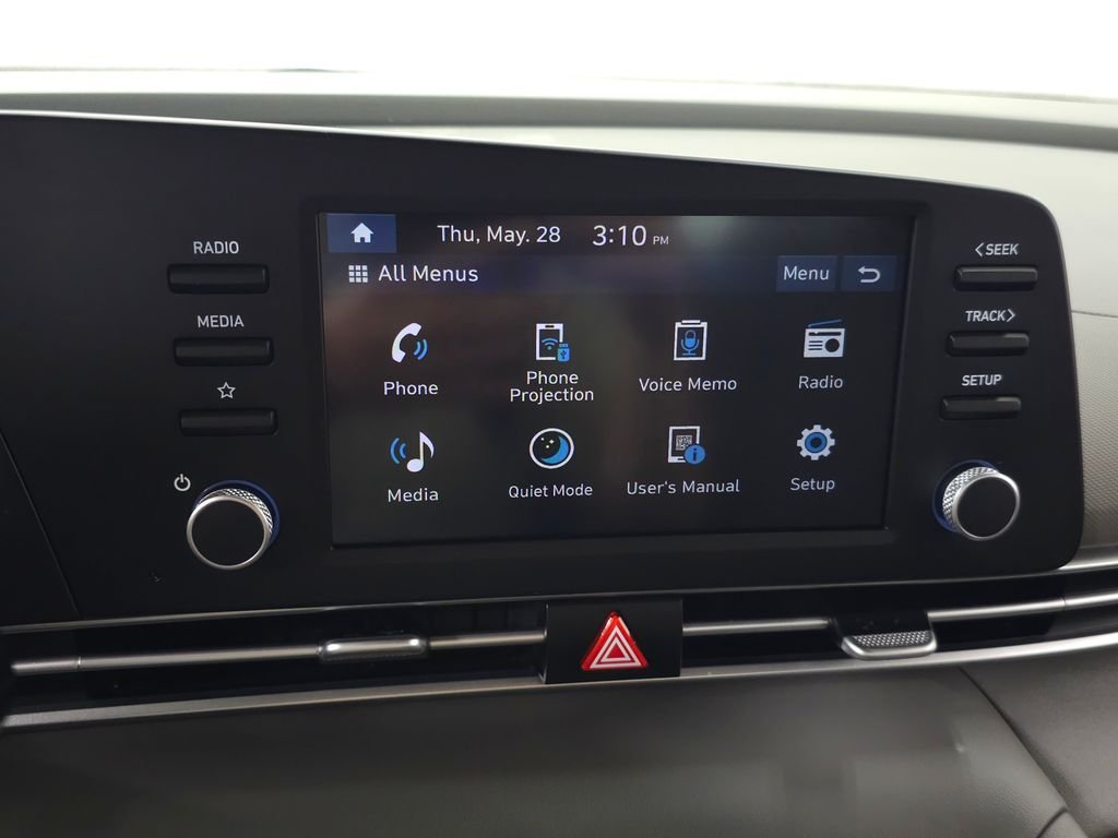 2024 Hyundai Elantra SE - Photo 22