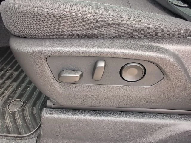 2026 Chevrolet Silverado 1500 Custom - Photo 13