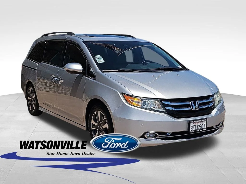 2015 Honda Odyssey Touring Elite's photo