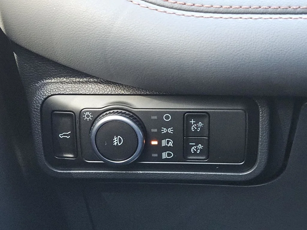New 2026 Vapor Blue Metallic Ford Active image 17